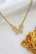 Colar com Pingente de Borboleta Banhado a ouro 24 Quilates