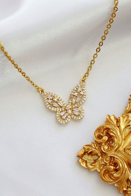 Colar com Pingente de Borboleta Banhado a ouro 24 Quilates