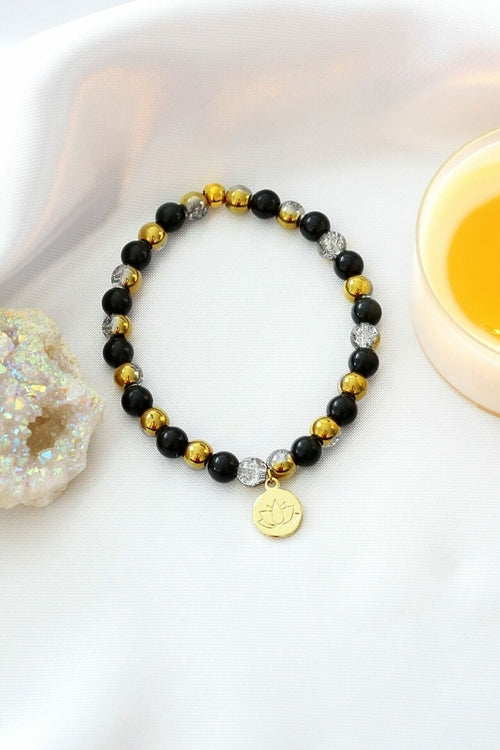 Pulseira Elástica de Obsidiana | Pingente de Flor de Lótus Banhado a Ouro 24K
